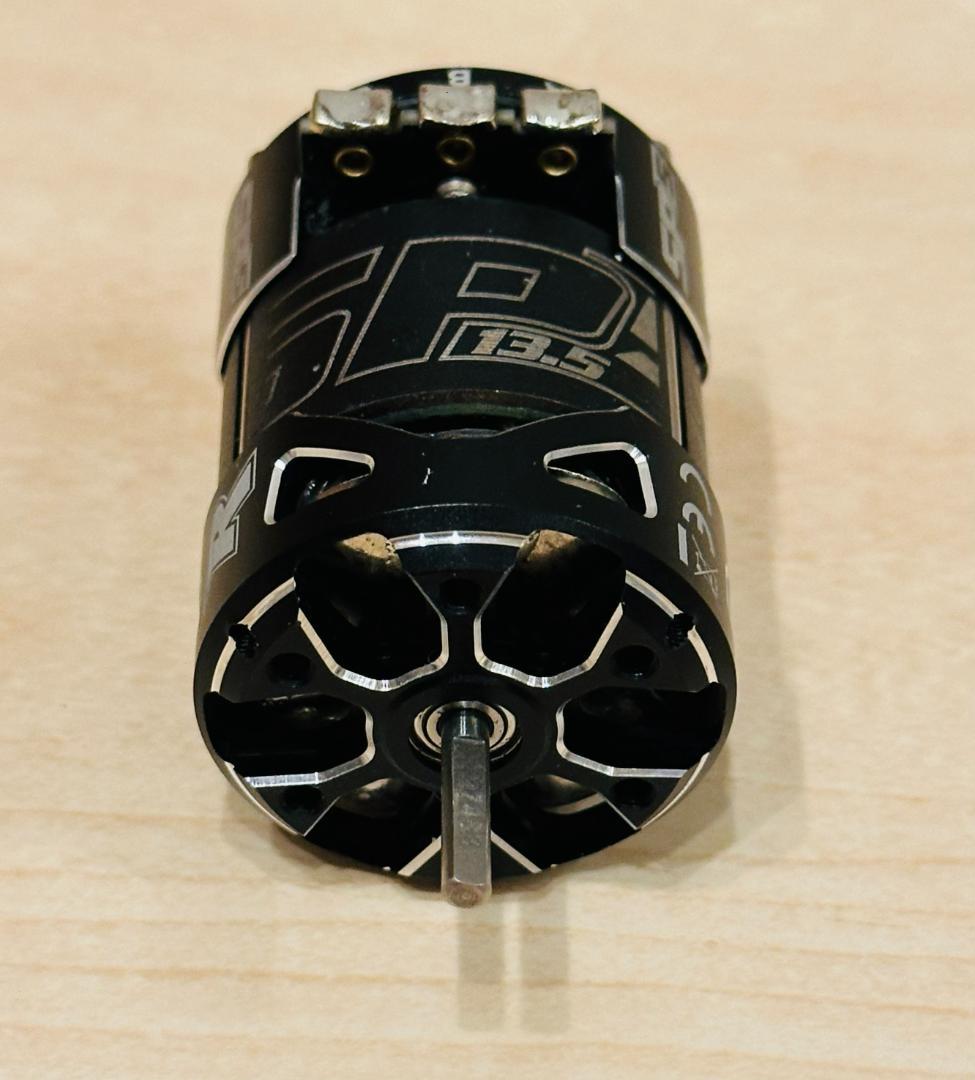 REEDY ソニック SP5 13.5T ブラシレスモーター チタンビス仕様