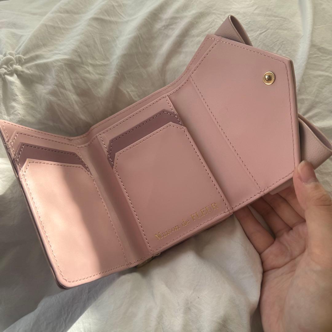 Maison de FLEUR リボン三つ折り財布 ピンク ウォレット 箱付き