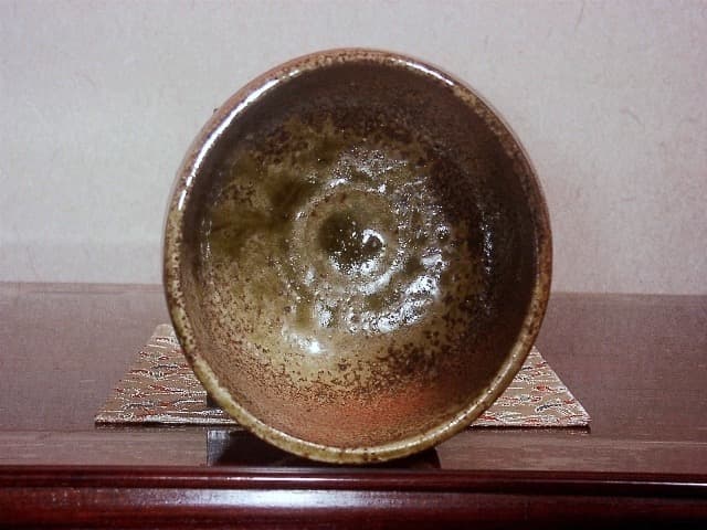 多摩焼　井上郷太郎作　筒茶碗　共箱　古物。