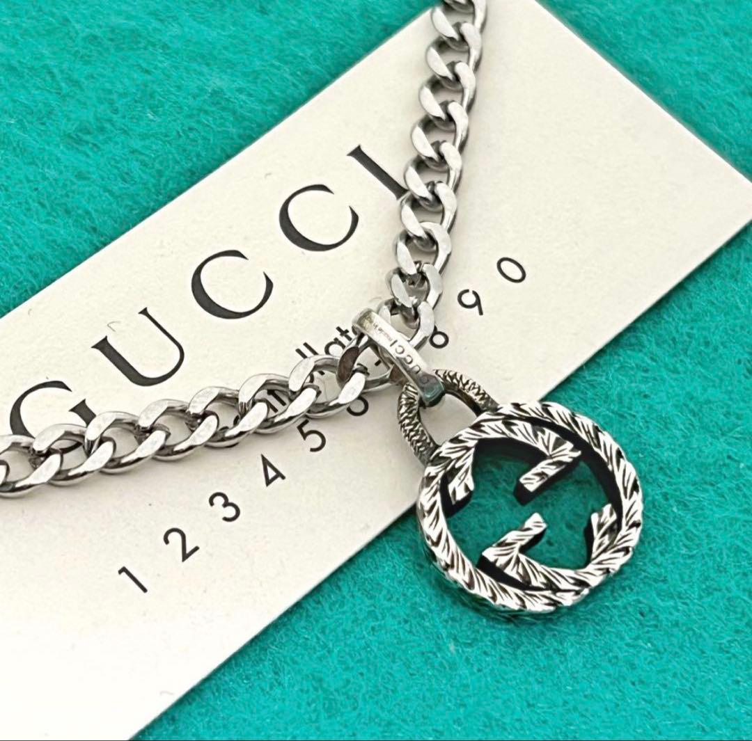 美品　GUCCI 燻‼️インターロッキングペンダントS