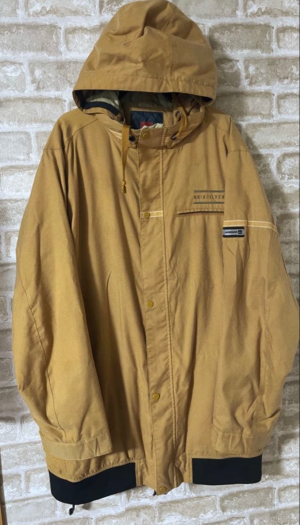 QUIKSILVER メンズXL スノーボードジャケット　スノーボードウェア