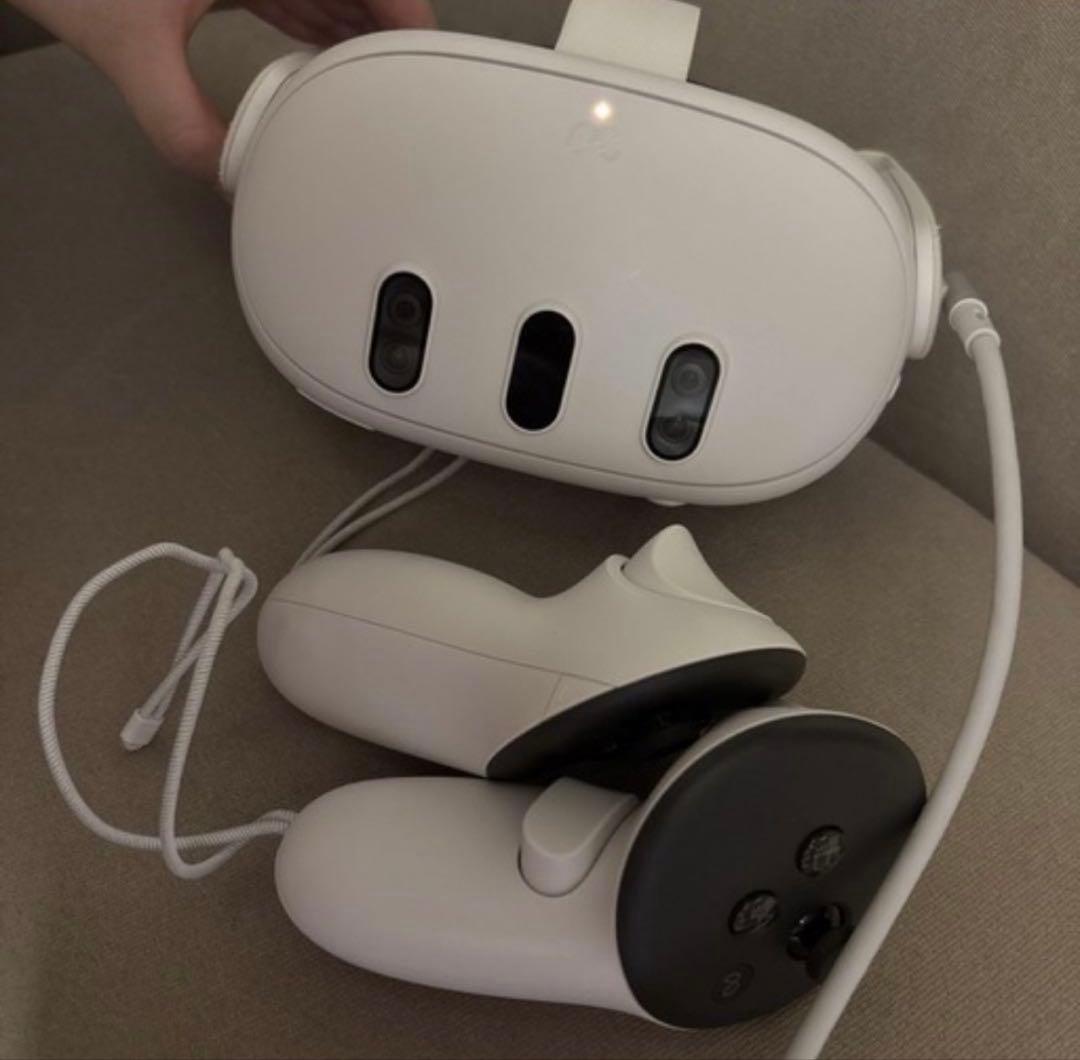 日本語版  Quest 3 128GB 箱付き美品