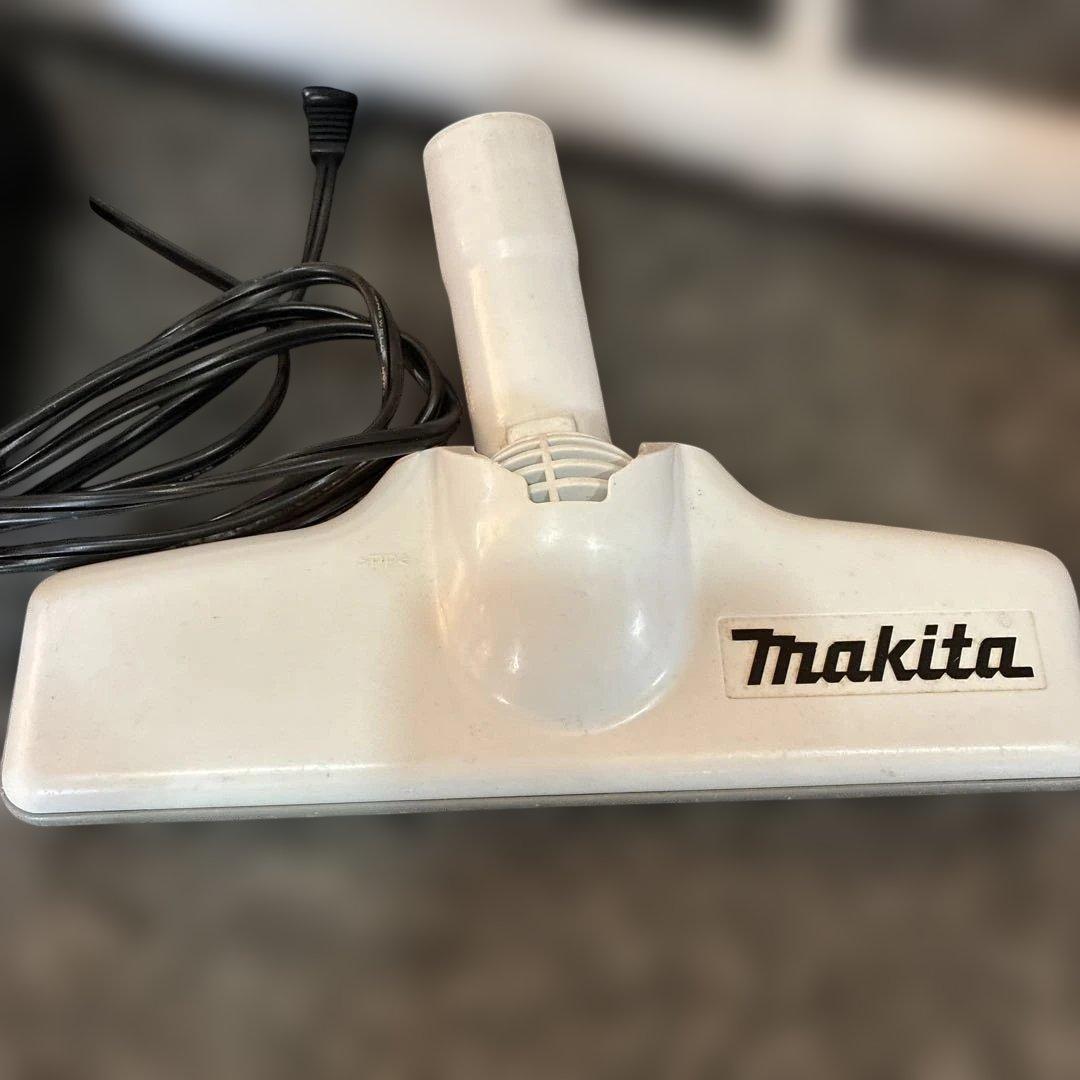 生ビール【中古】Makita CL107FD 充電式クリーナー 本体
