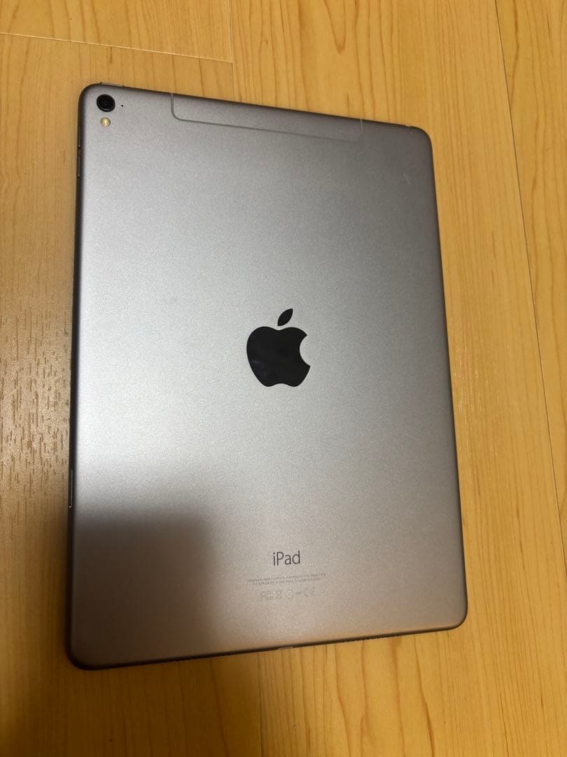 iPad Pro 9.7 32GB Wi-Fi+Cellular スペースグレイ