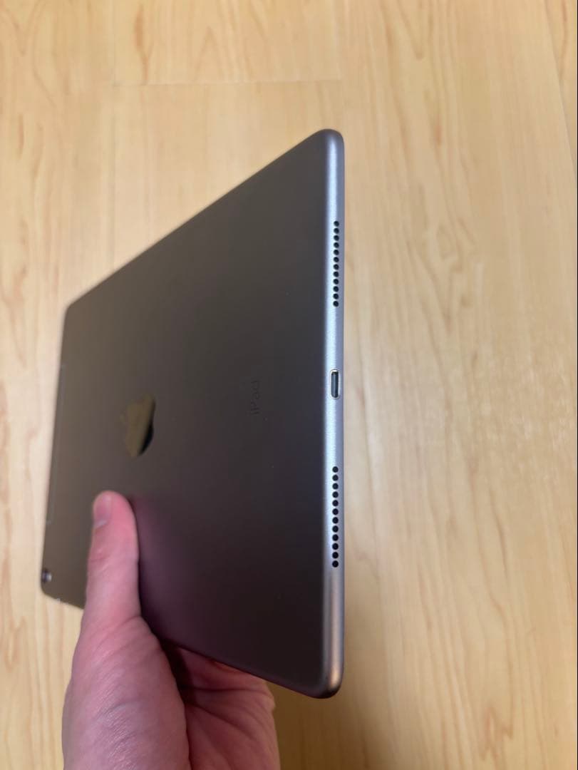 iPad Pro 9.7 32GB Wi-Fi+Cellular スペースグレイ