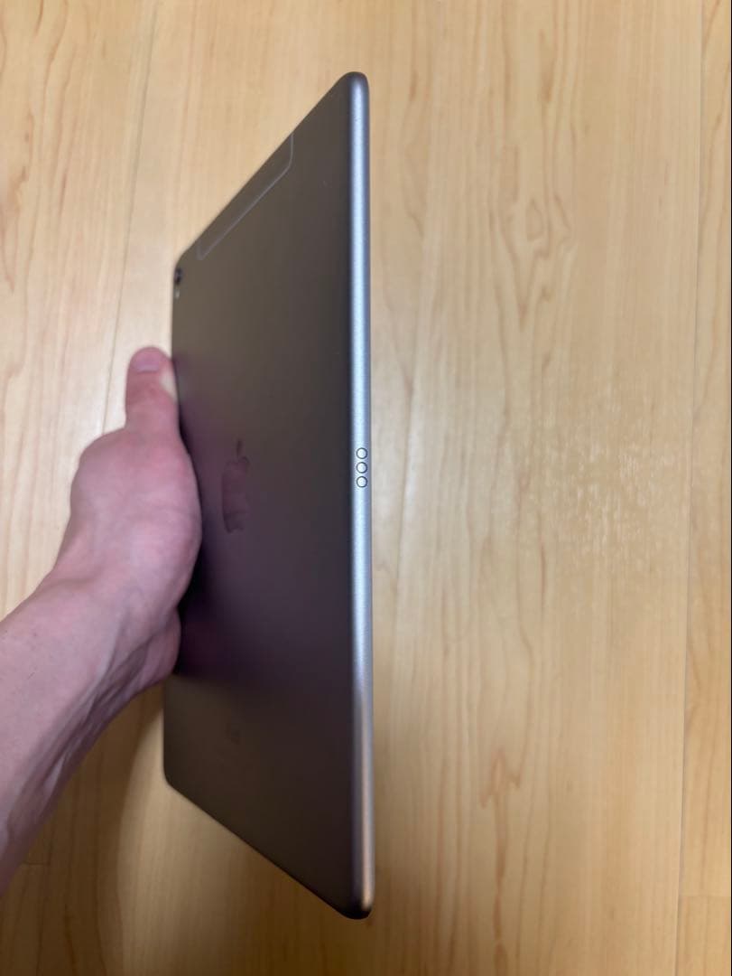 iPad Pro 9.7 32GB Wi-Fi+Cellular スペースグレイ