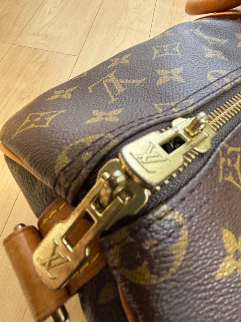 美品 Louis Vuitton キーポル50