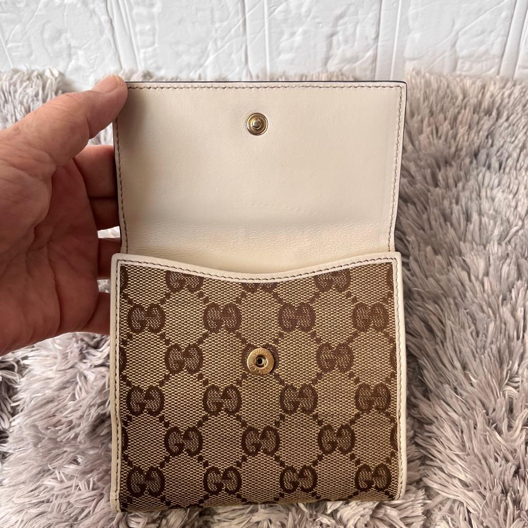 GUCCI ✨GGキャンバス　折り財布　ラブリーハート　ホワイト　レディース