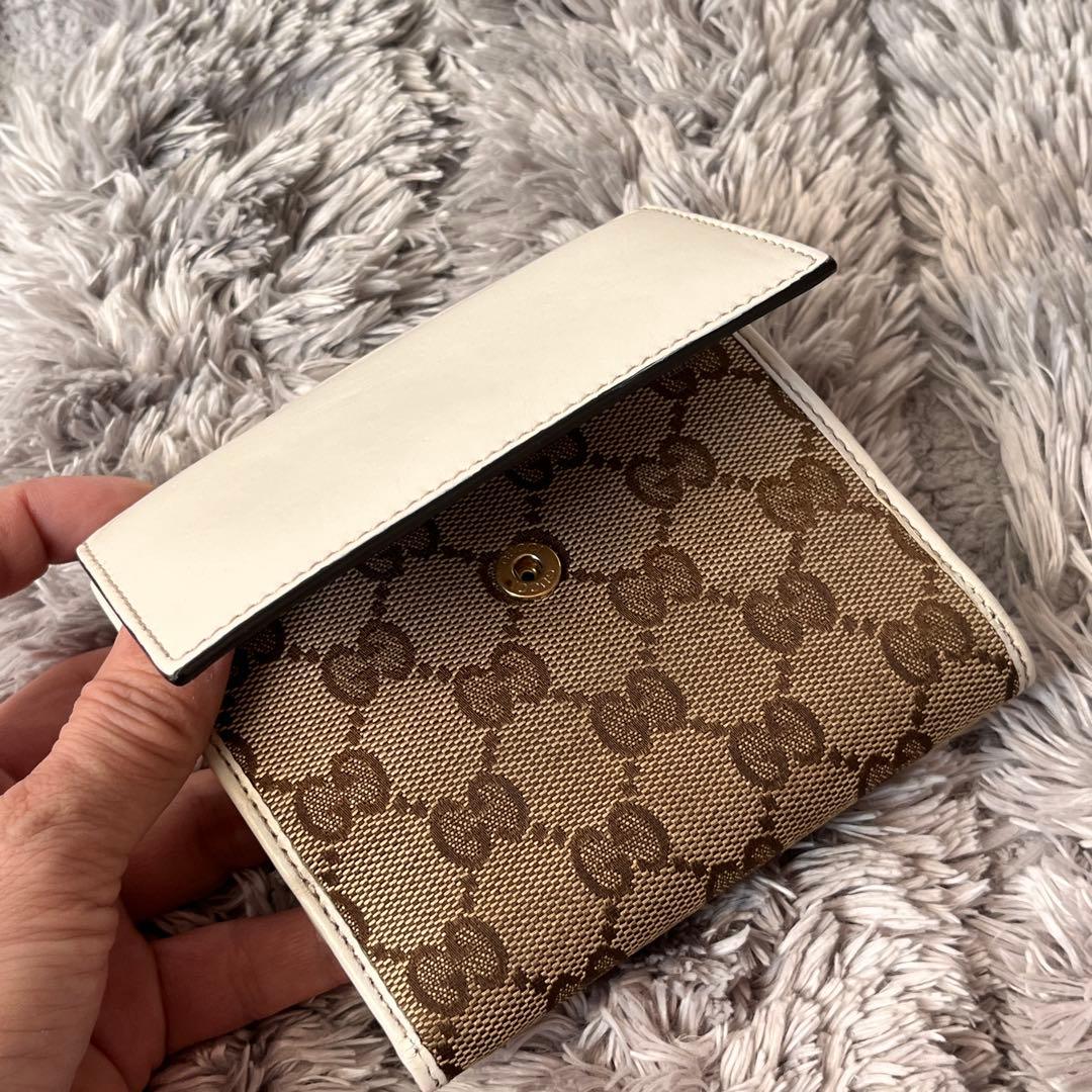 GUCCI ✨GGキャンバス　折り財布　ラブリーハート　ホワイト　レディース
