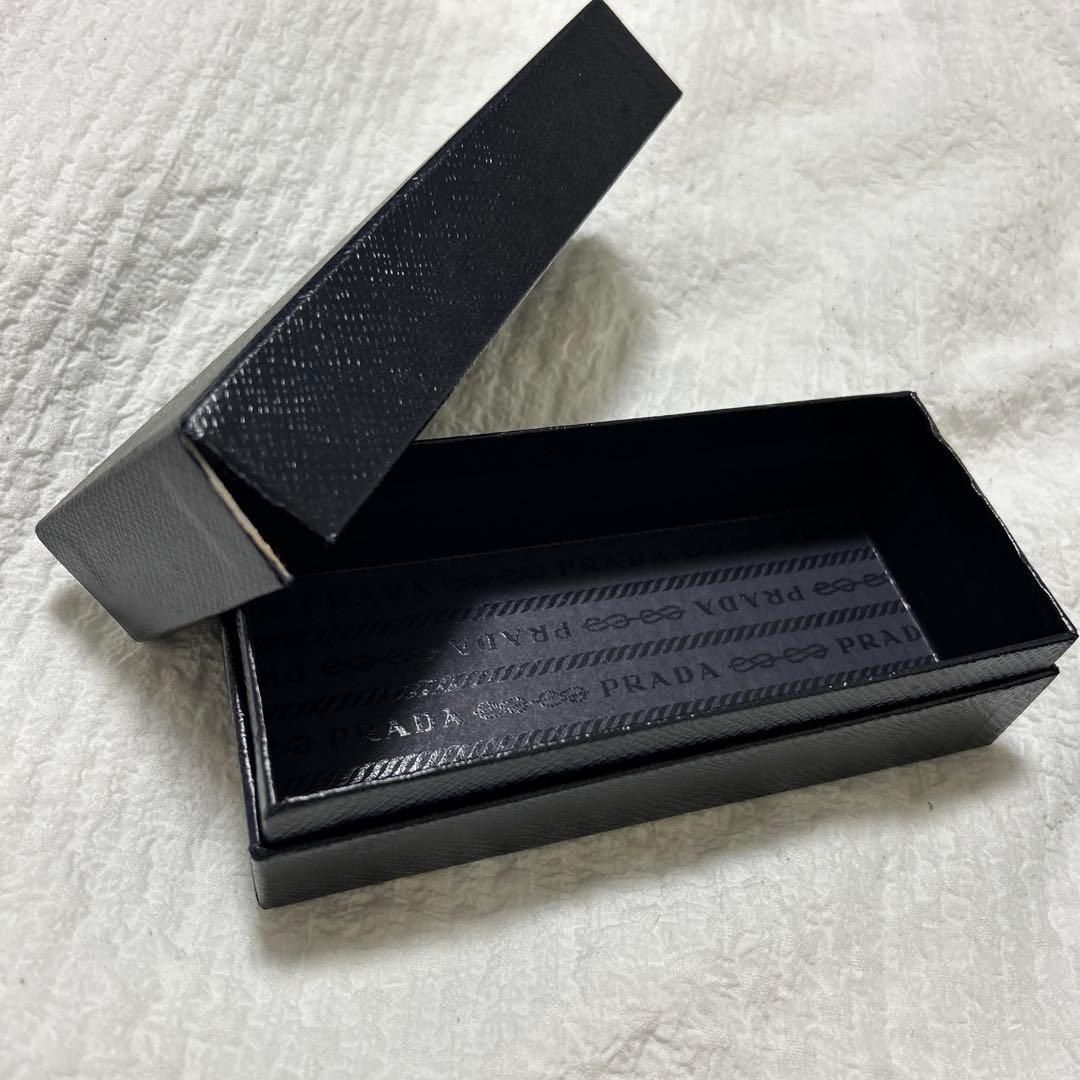 プラダ　PRADA サングラス　ブラック　付属品付き