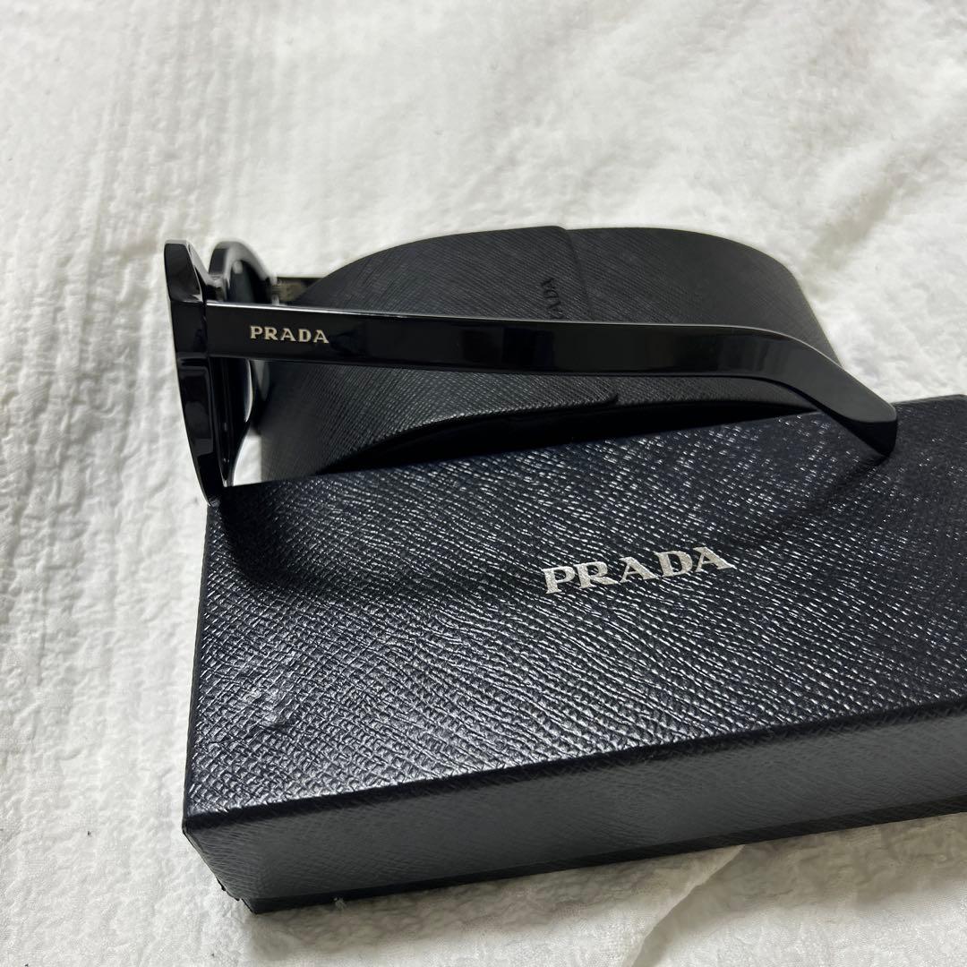 プラダ　PRADA サングラス　ブラック　付属品付き