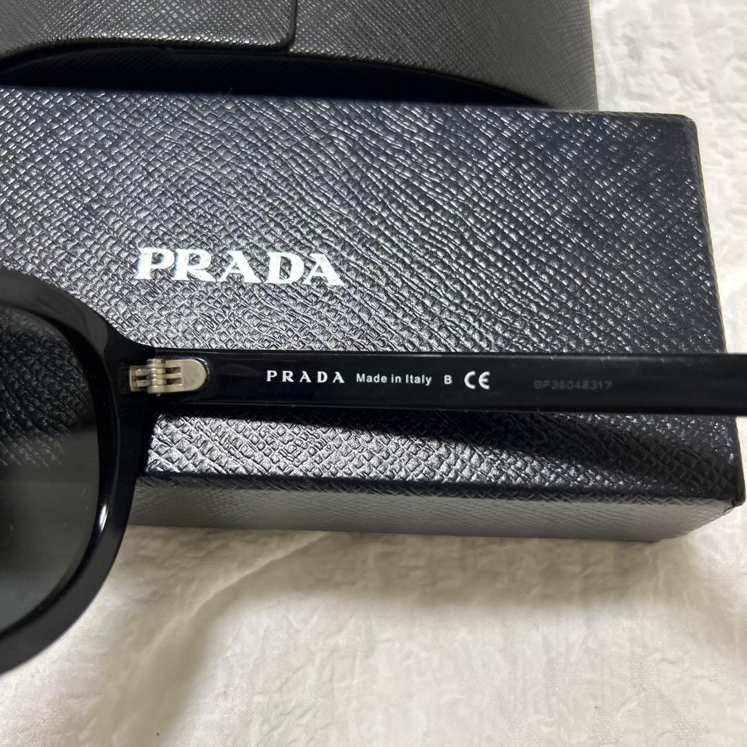プラダ　PRADA サングラス　ブラック　付属品付き