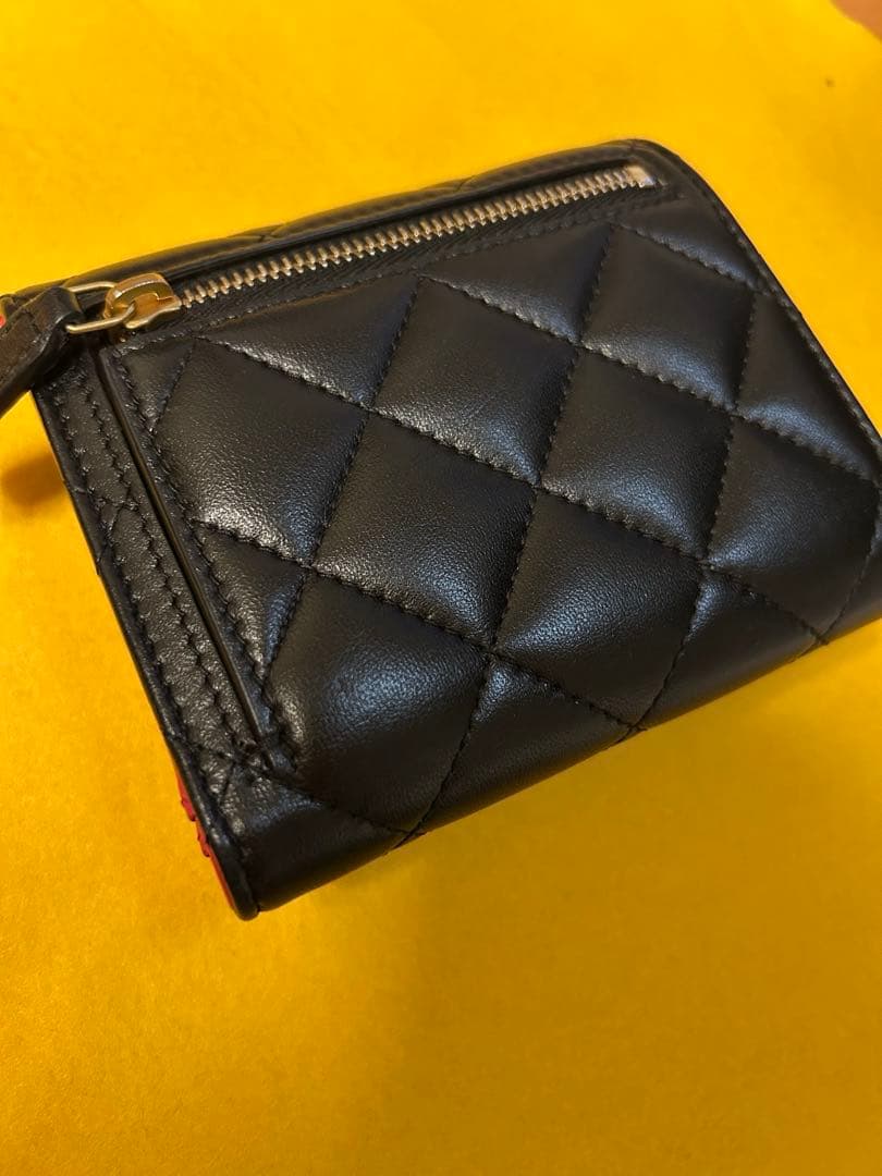 優‼️シャネル CHANEL 二つ折り財布 ハートココ ラムスキン