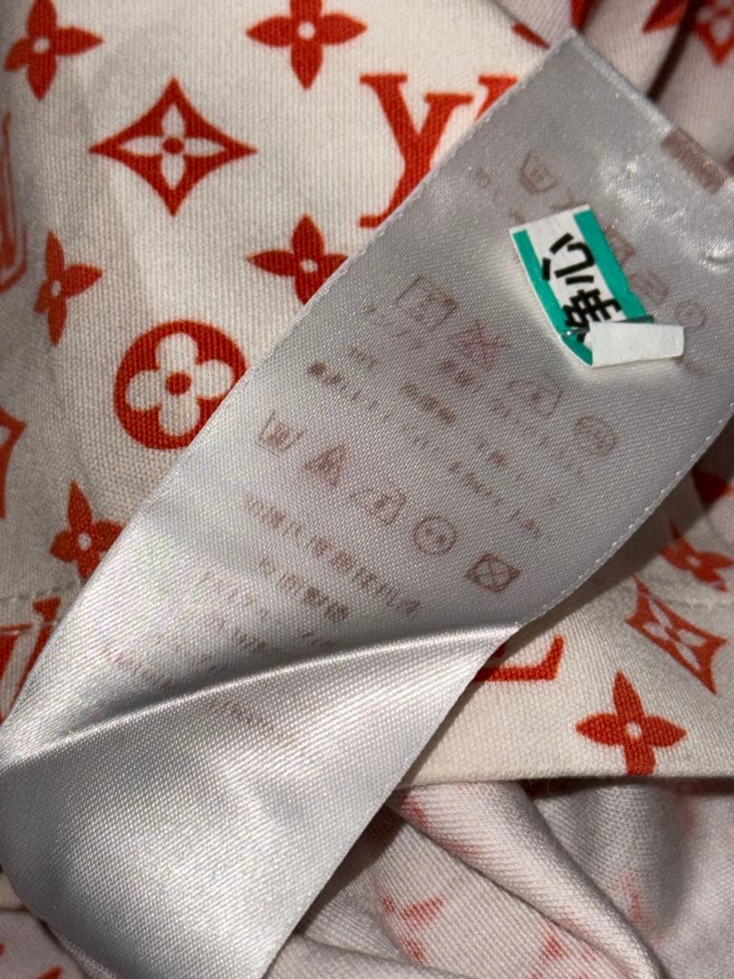 希少　レア品Louis Vuitton モノグラムスターTシャツ
