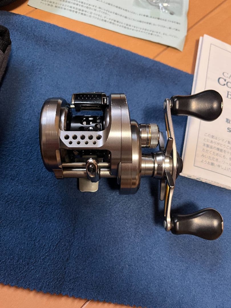 シマノ 17 カルカッタコンクエスト BFS HG 左ハンドル