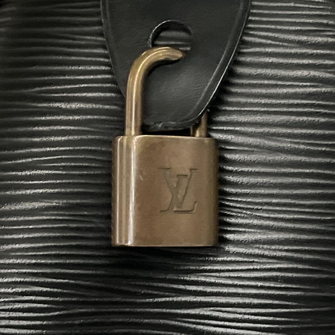 ルイヴィトン　エピ　スピーディ30 ミニボストン　ハンドバッグ　黒　南京錠