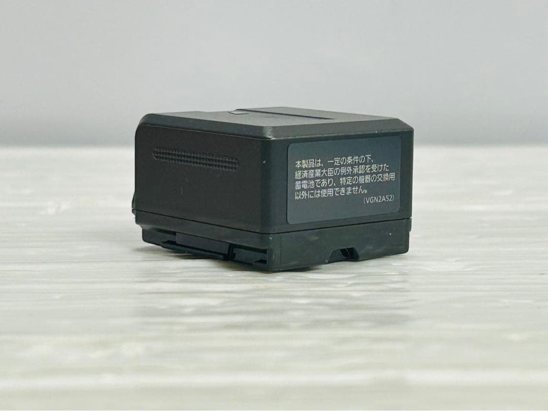★未使用品★ Panasonic VW-VBG130-K バッテリー　324