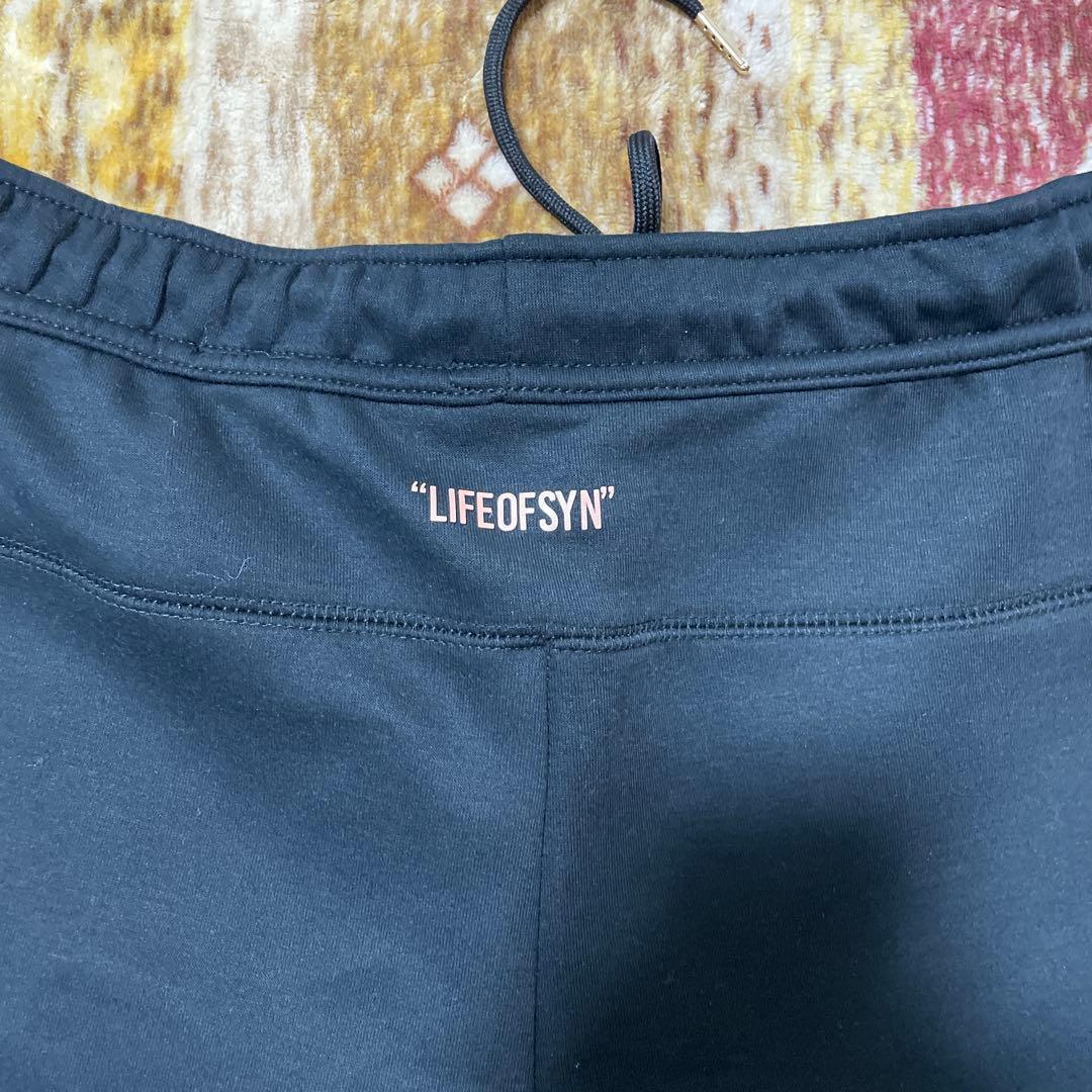 シナワルドナイキテック　上下 synaworld nike tech set