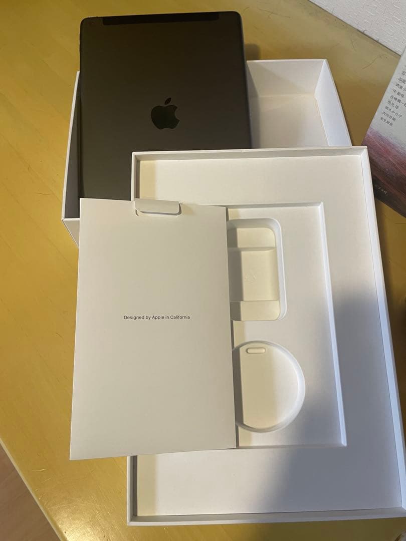 Apple iPad 第9世代64GB セルラーモデル　箱付き　美品