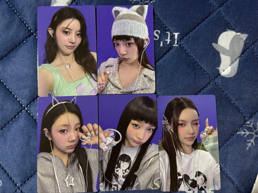ILLIT bomb MAGIC BOMB イヤホン付き　アイリット