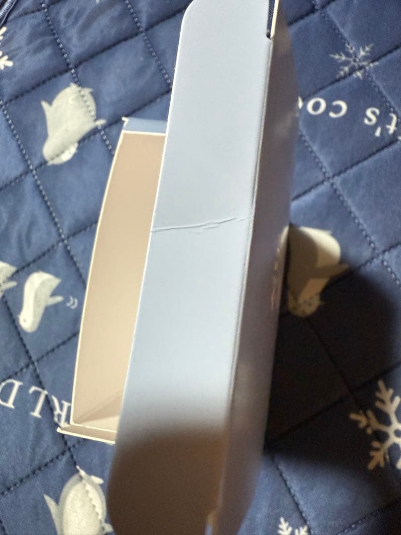 ILLIT bomb MAGIC BOMB イヤホン付き　アイリット