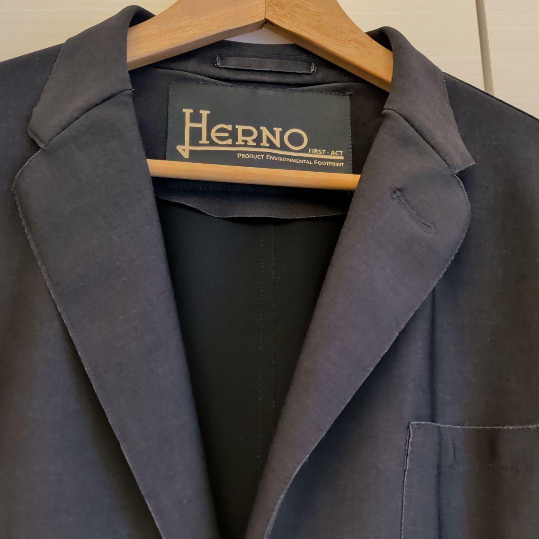 Herno ネイビー テーラードジャケット