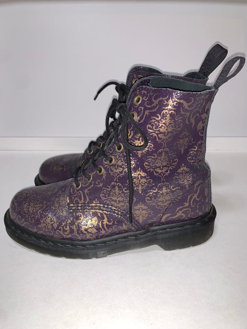 Dr.Martens 8ホールブーツ バロック クラック加工 UK5