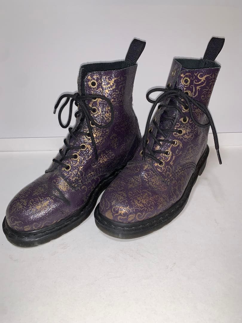 Dr.Martens 8ホールブーツ バロック クラック加工 UK5