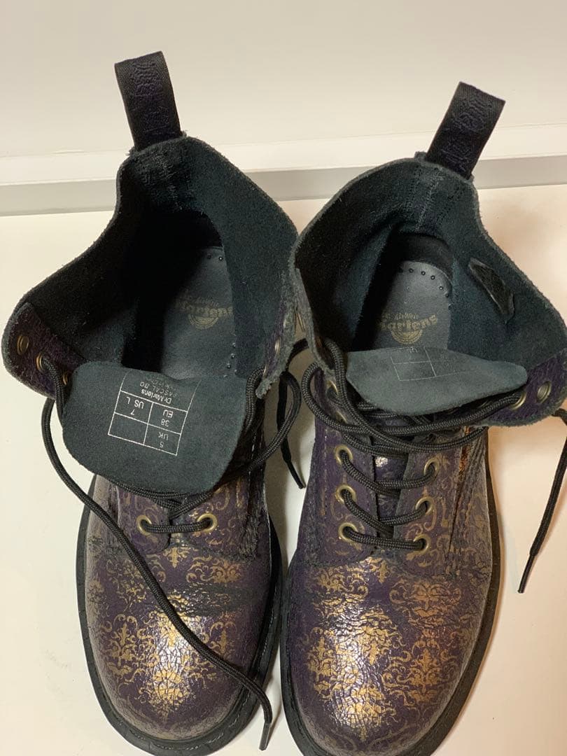 Dr.Martens 8ホールブーツ バロック クラック加工 UK5