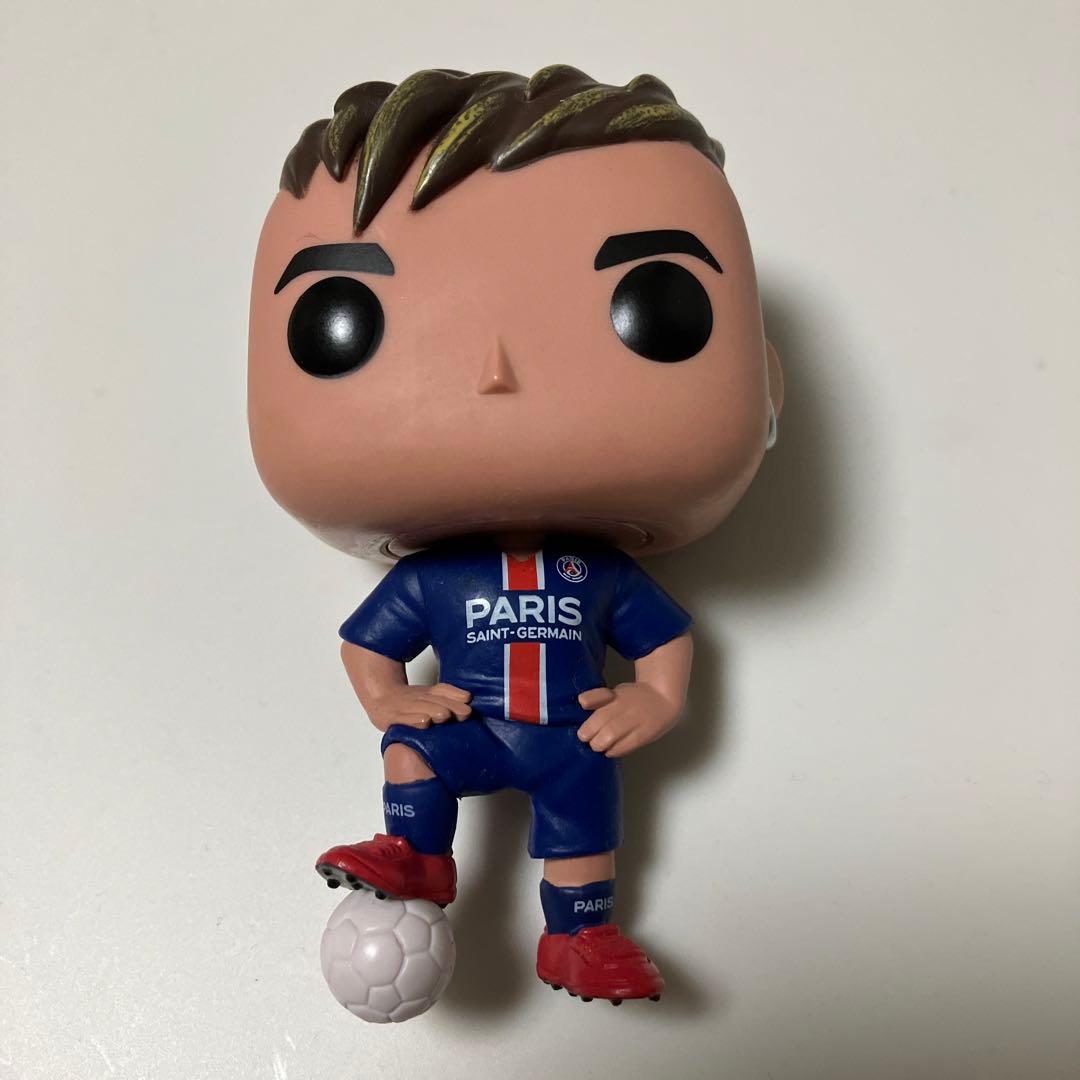 ネイマール　フィギュア　funko pop レア　完売品　貴重