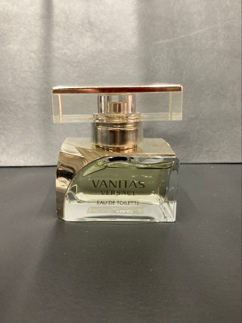 ヴェルサーチ ヴァニタス オーデトワレ 30ml