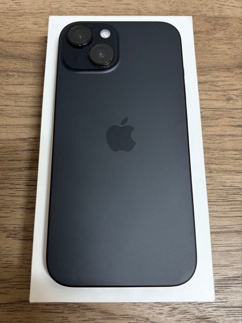 iPhone15 128GB ブラック SIMフリー 83% 箱有