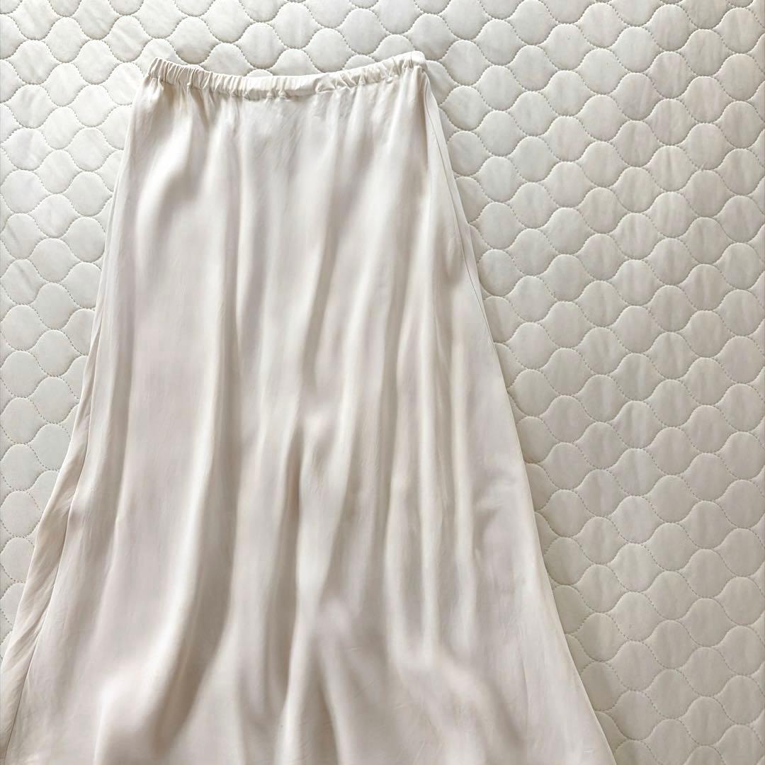 人気商品✴︎BEARDSLEY バックテールスカート サイズ0 アイボリー