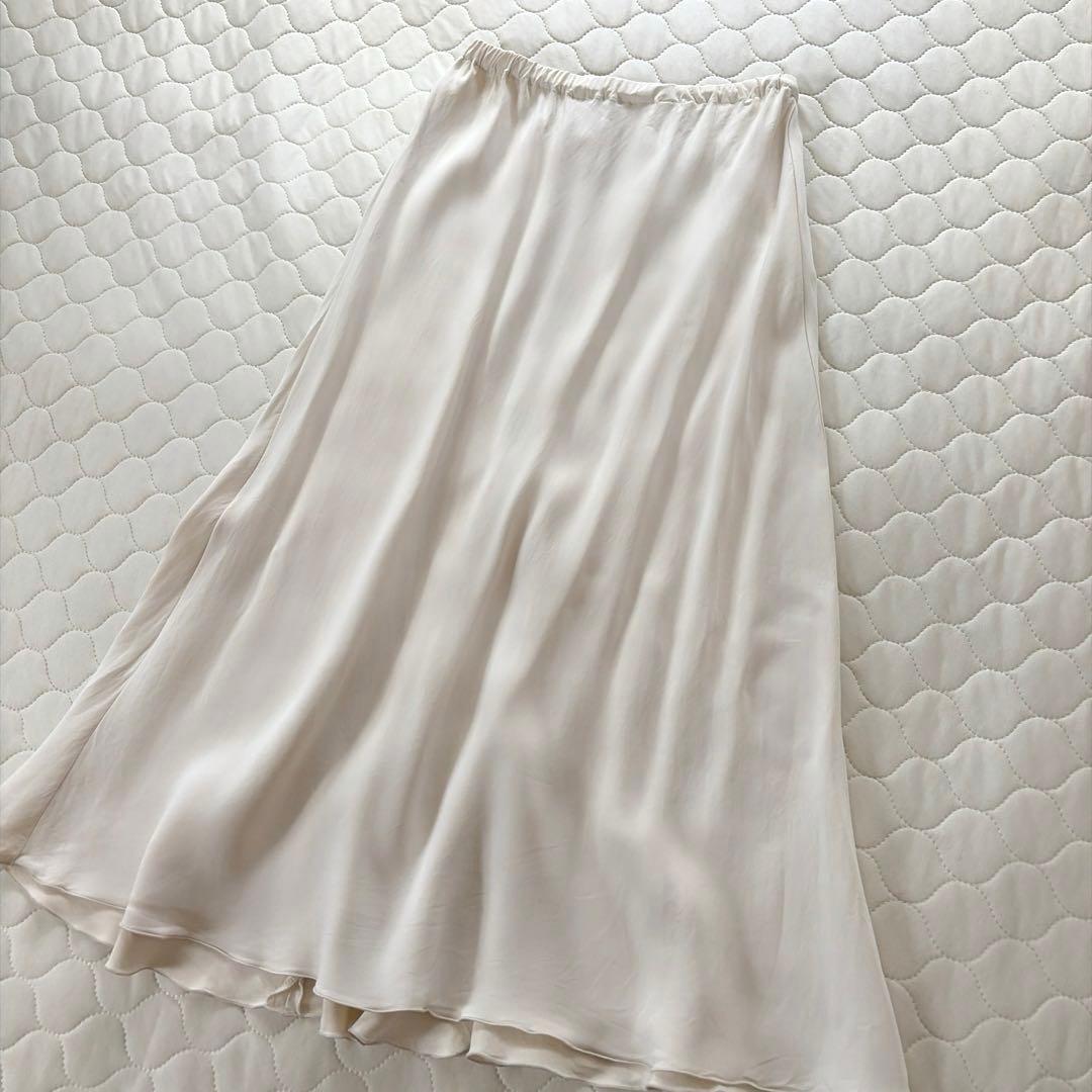 人気商品✴︎BEARDSLEY バックテールスカート サイズ0 アイボリー