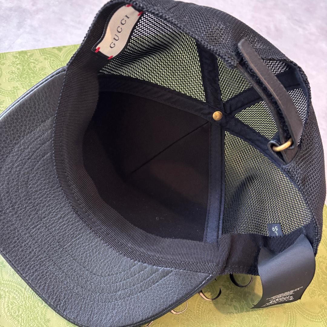 未使用 GUCCI レザー ロゴ キャップ メッシュ シェリーライン