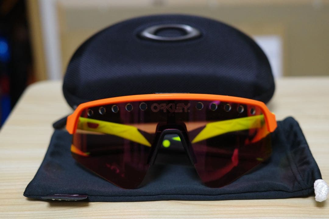 小物 OAKLEY SUTRO LITE SWEEP