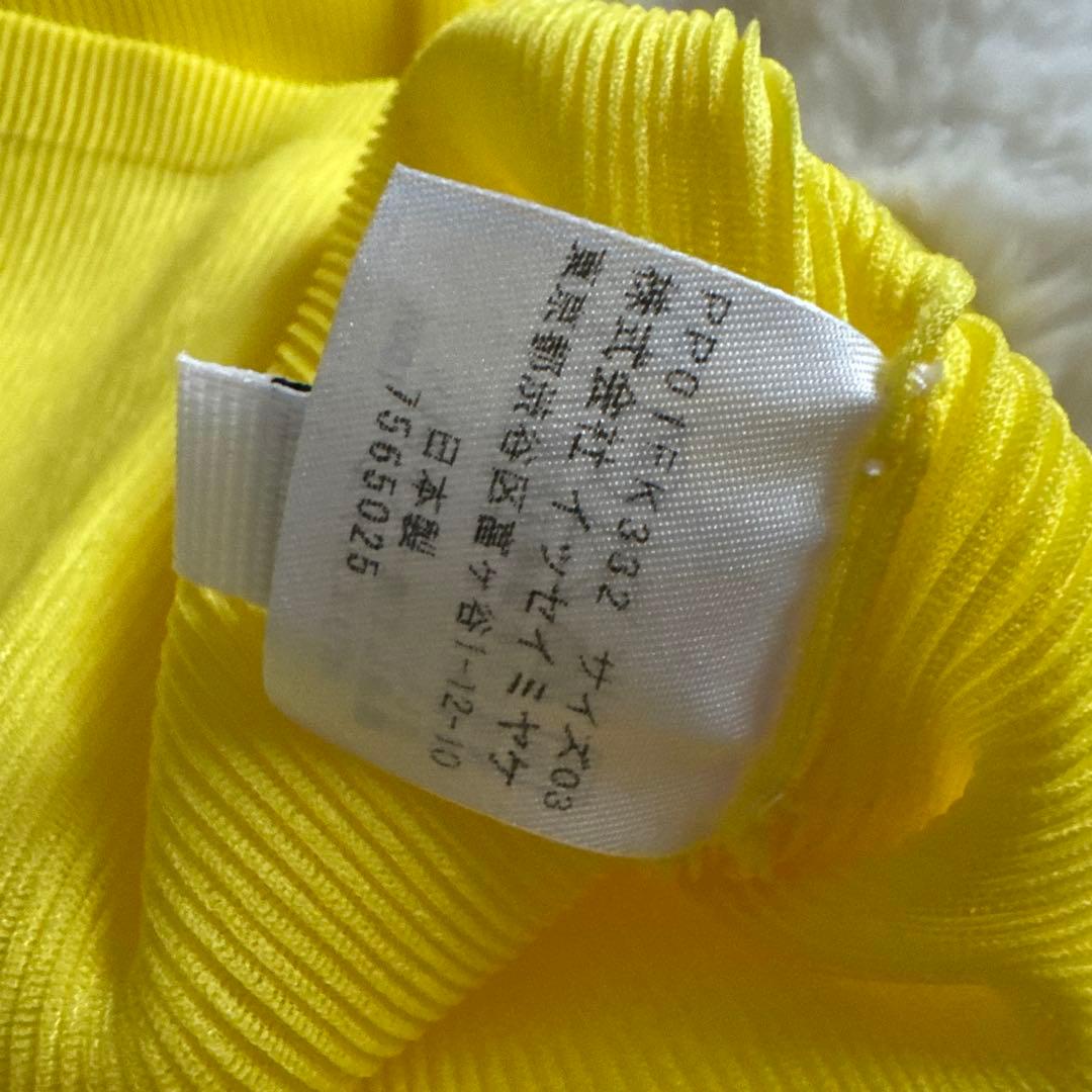 綺麗✨　PLEATS PLEASE イッセイミヤケ　カットソー　半袖　ポロ