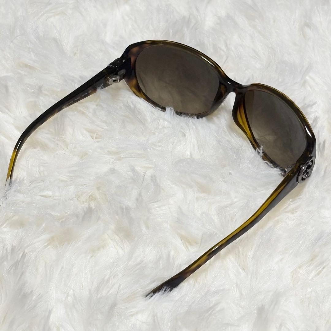美品GUCCI グッチオーバルサングラスGG3174
