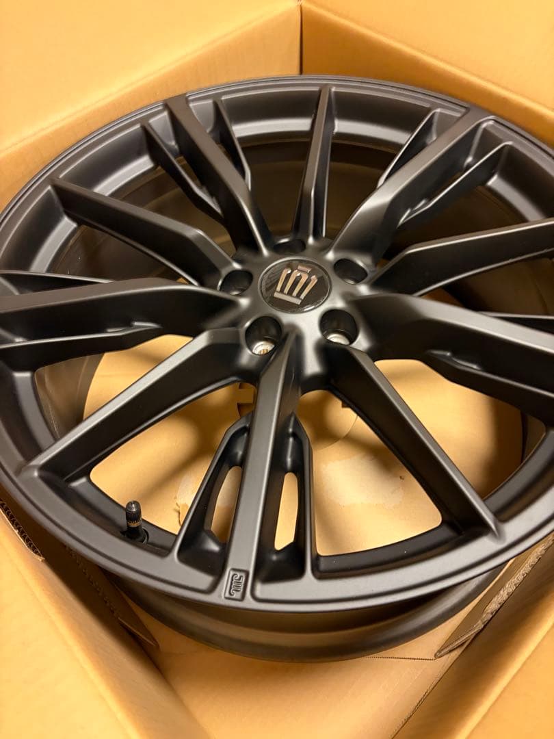 21インチ マットブラック ホイール