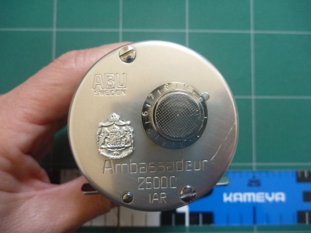 グ*ン様 アブガルシア　アンバサダー2500CIAR　フットナンバー040006