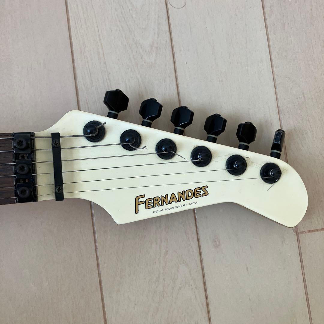 Fernandes エレキギター　ハードケースセット