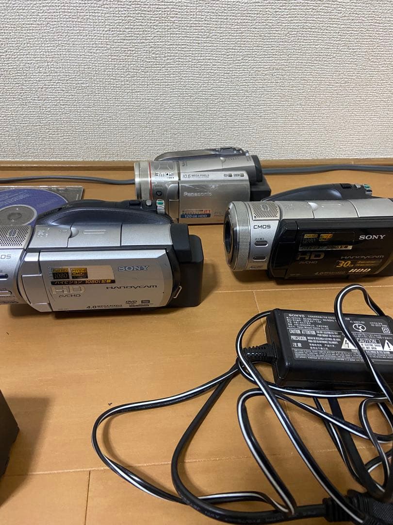 あ*ん様 ビデオカメラ３台セット