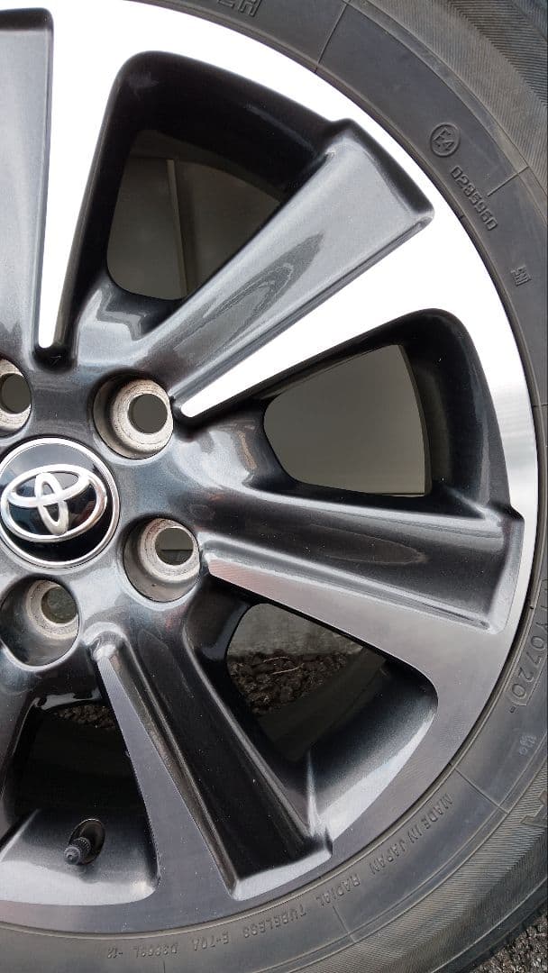トヨタ純正 ノア ヴォクシー 205/60r16アルミホイール＆タイヤ ②