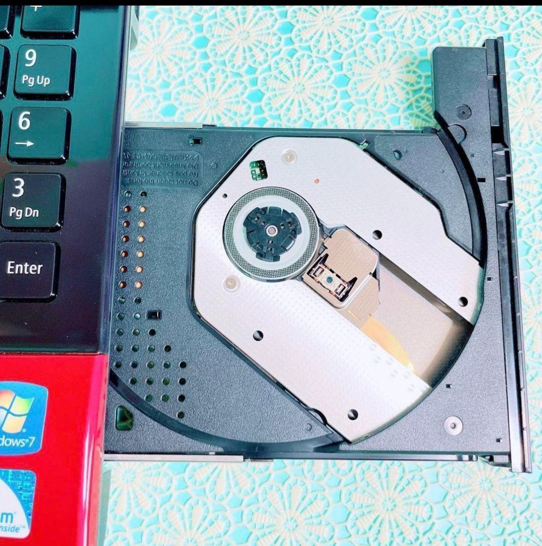 NEC 赤 ノートPC