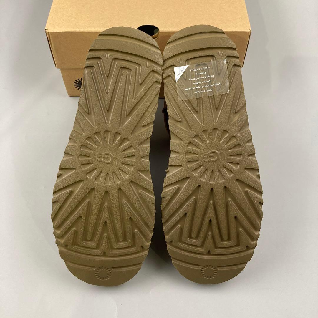 ☆新品未使用　UGG Classic Mini II 23センチ