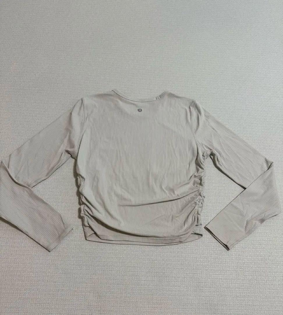 Lululemon 長袖 ヨガ ピラティス ウェア