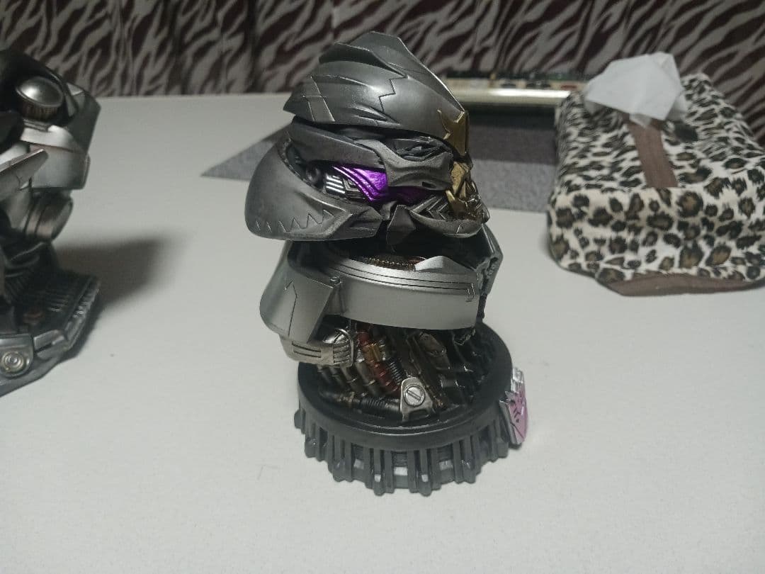 prime1　トランスフォーマー　スタースクリーム