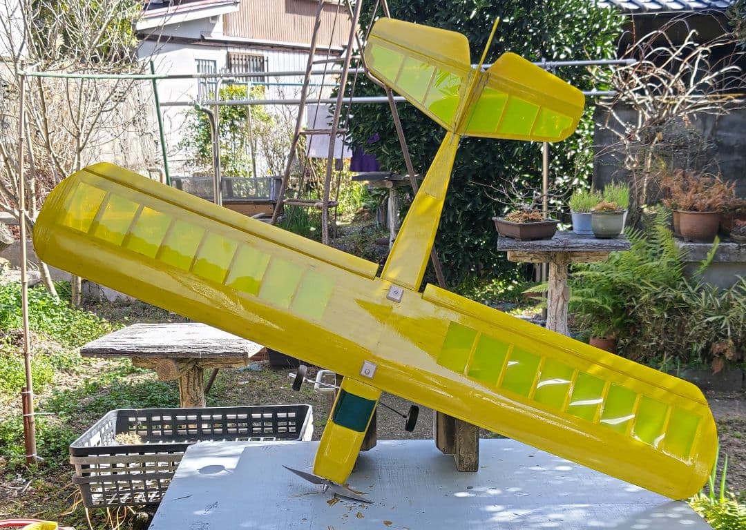ラジコン飛行機