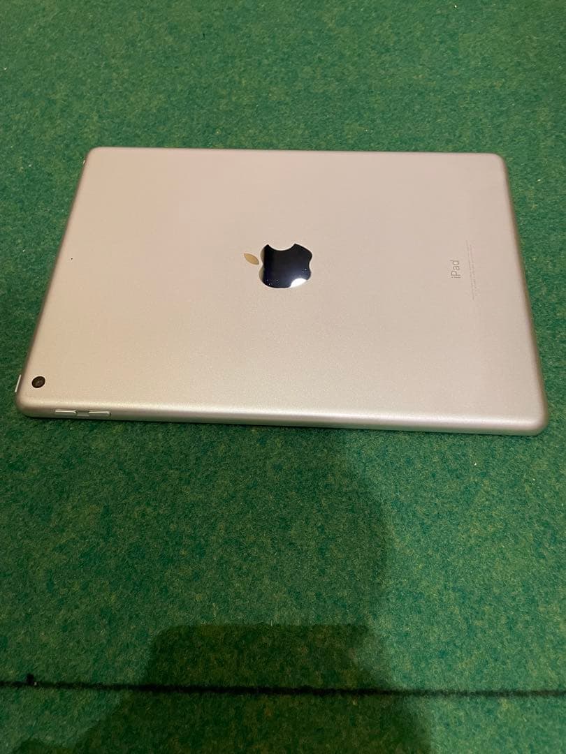 iPad (第6世代) シルバー 32GB WiFi ケース付き④