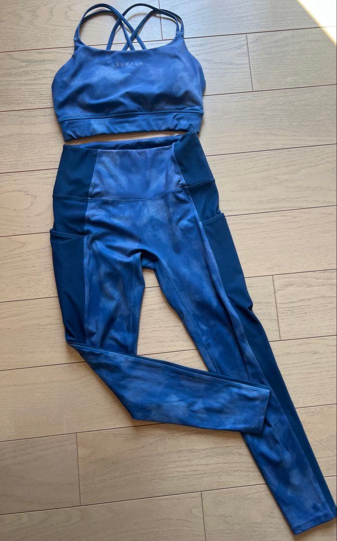 SUKALA スカーラ アシンメトリータンクトップ レギンス上下セットM